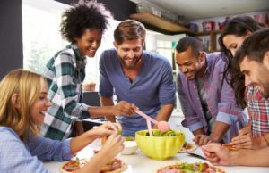 5 Tips on How to Make More Friends Making friends